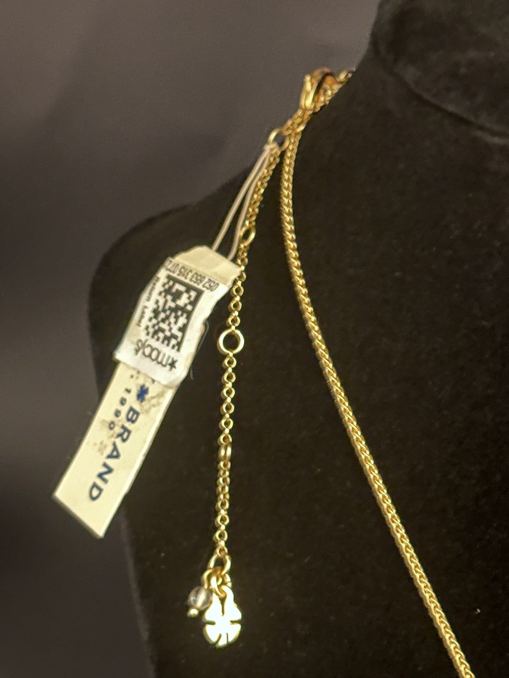 Lucky Brand Gold Oval Pendant Necklace with Black Center - Picture 4 of 5